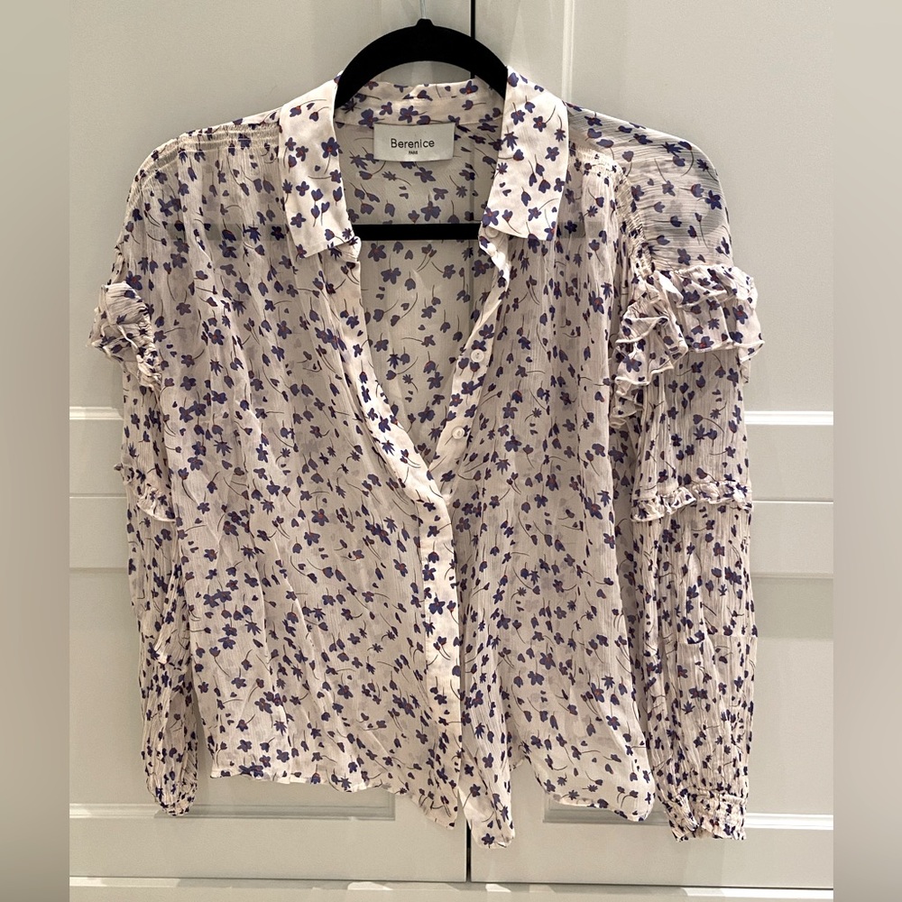 Berenice blouse with blue/red flowers